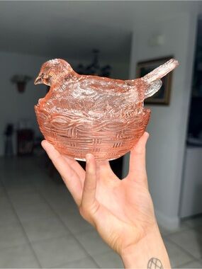 Glass Robin on Nest Candy Dish - Pink